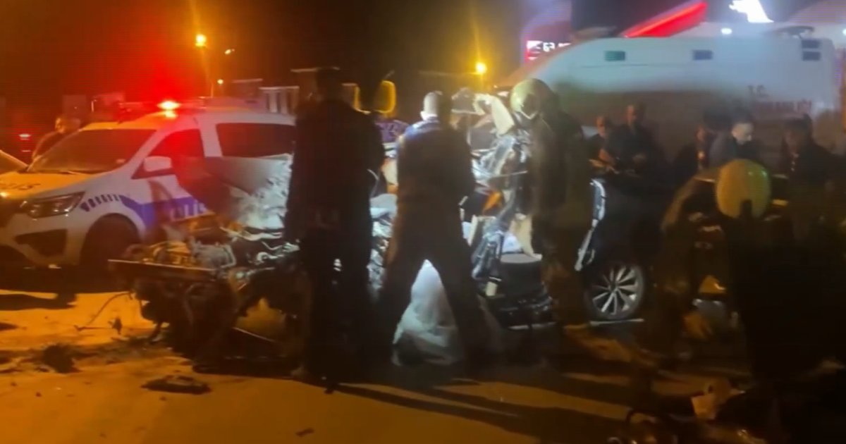 Ankara'da feci kaza: 3 ölü, 1 yaralı