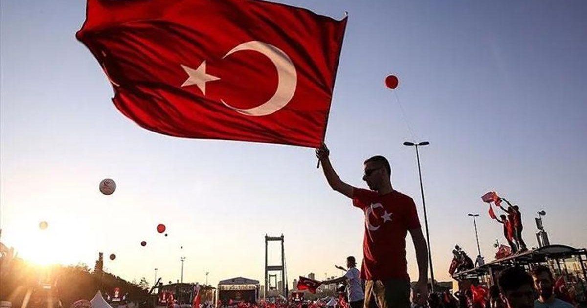 İletişim Başkanı Duran'dan 15 Temmuz çağrısı