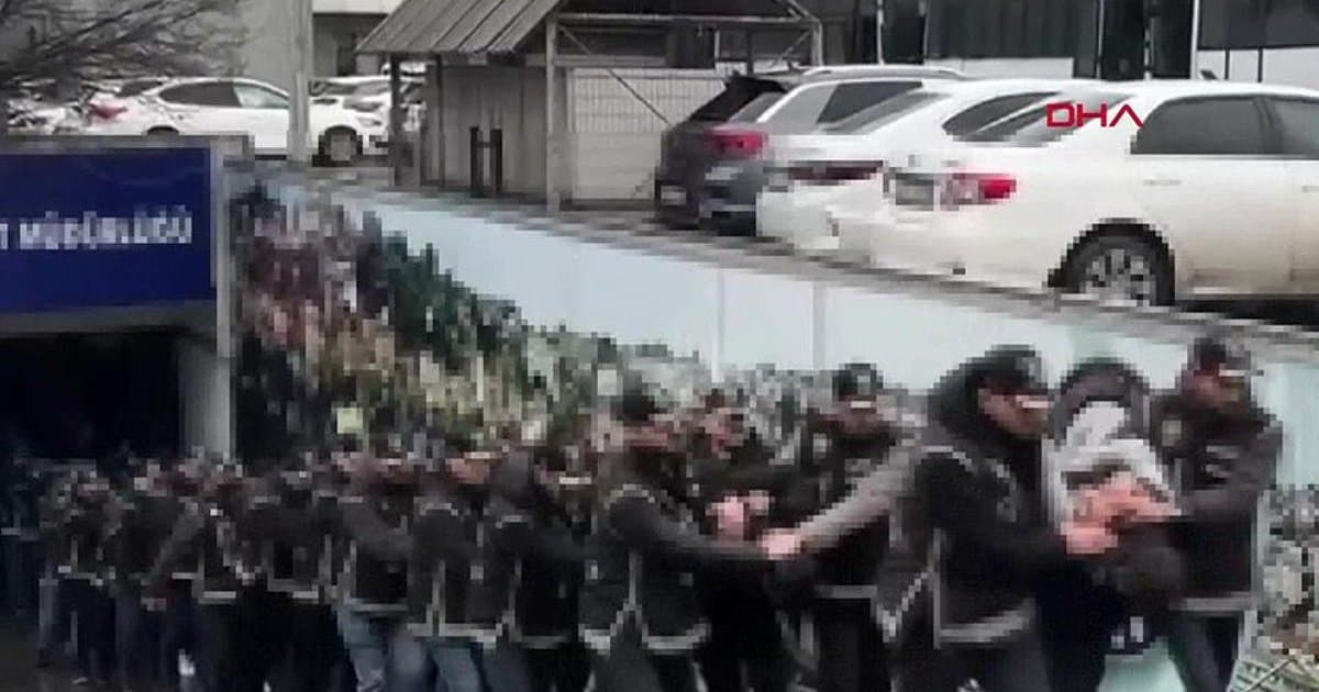 Casperlar Suç Örgütü'ne Köstebeklik Yapan 17 Şüpheli Adliyede