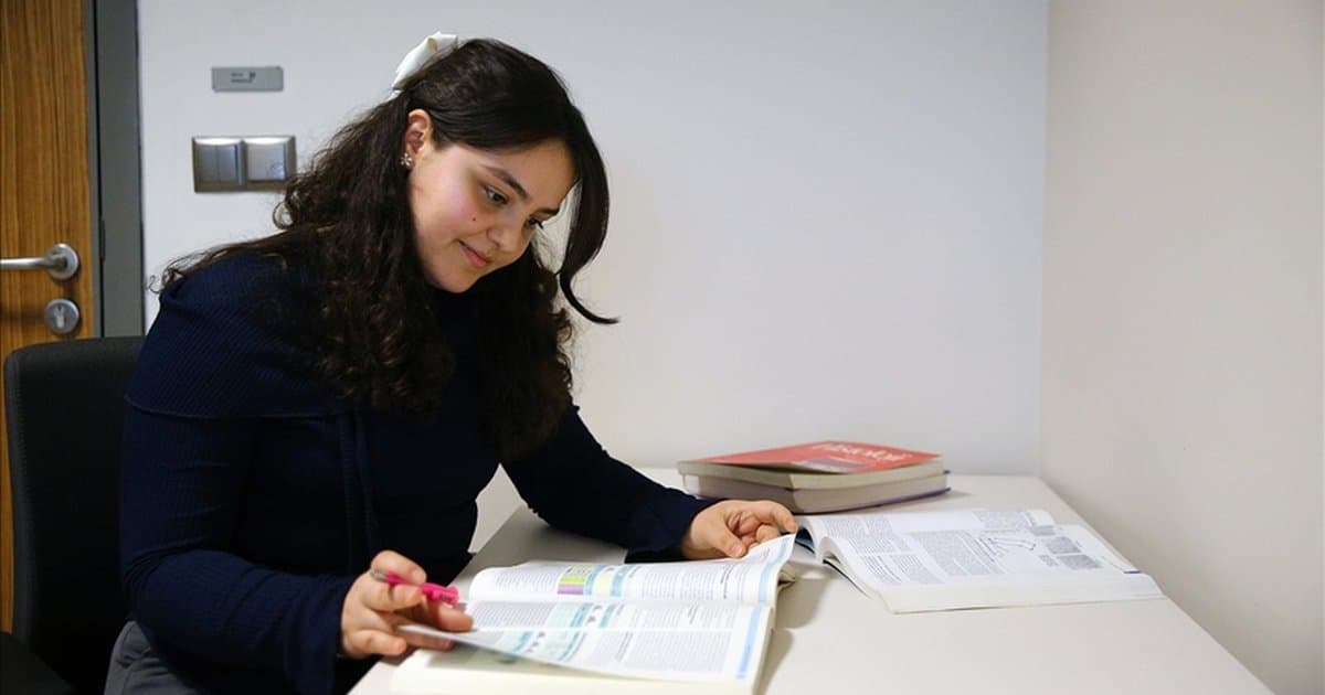 Lösemiyi yenen Elif hayaline kavuştu