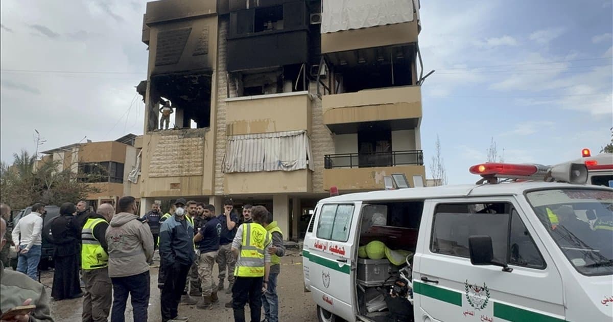 Lübnan'da İsrail saldırılarında ölü sayısı 826'ya yükseldi