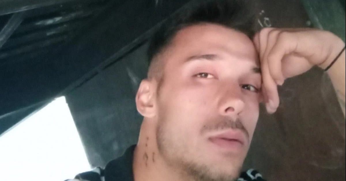 İzmir'de müzisyen göğsünden bıçaklanarak öldürüldü