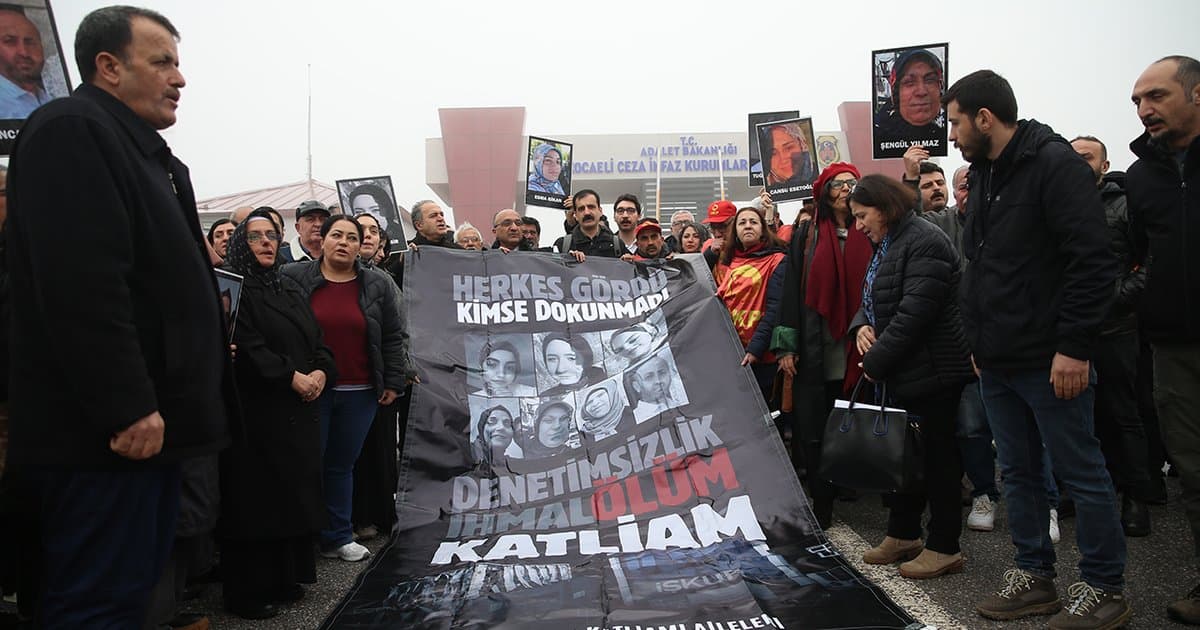 Kozmetik Fabrikası Yangın Davası Başladı