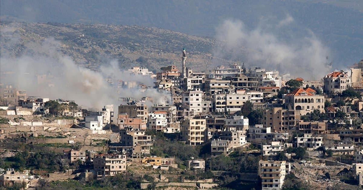 İsrail Lübnan'a saldırdı 3 ölü