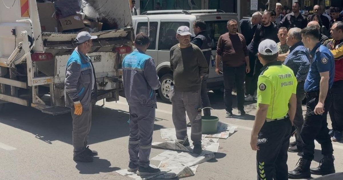 Isparta'da temizlik görevlisi çöp kamyonuna sıkışarak öldü