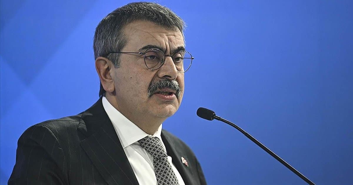 Milli Eğitim Bakanı Tekin: Laikliği Birlikte Savunuyoruz