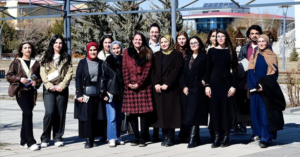 Van YYÜ Bağımlılıkla Mücadelede Öncülük Ediyor