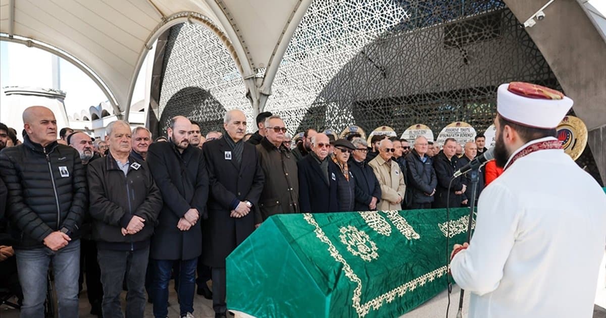 TBMM Başkanı Kurtulmuş, Prof. Dr. Kutal'ın cenaze törenine katıldı