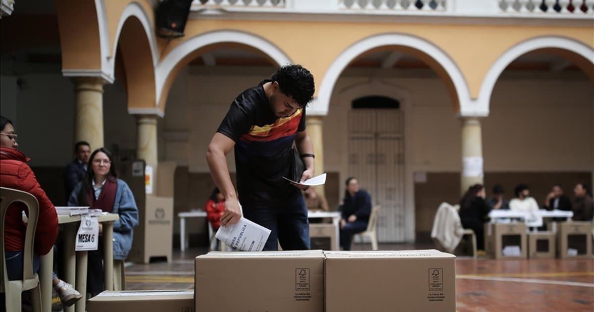 Kolombiya'da iktidar partisi Kongre seçimlerini kazandı