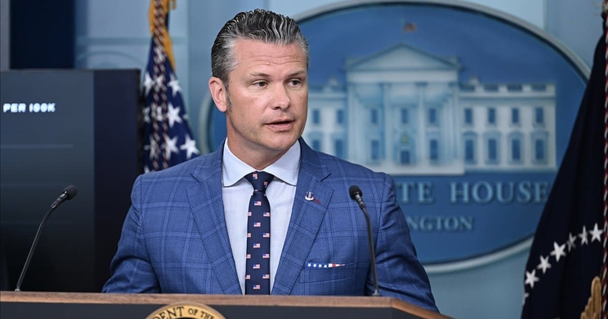 ABD Savunma Bakanı Hegseth: İran'a saldırı can kaybına yol açabilir