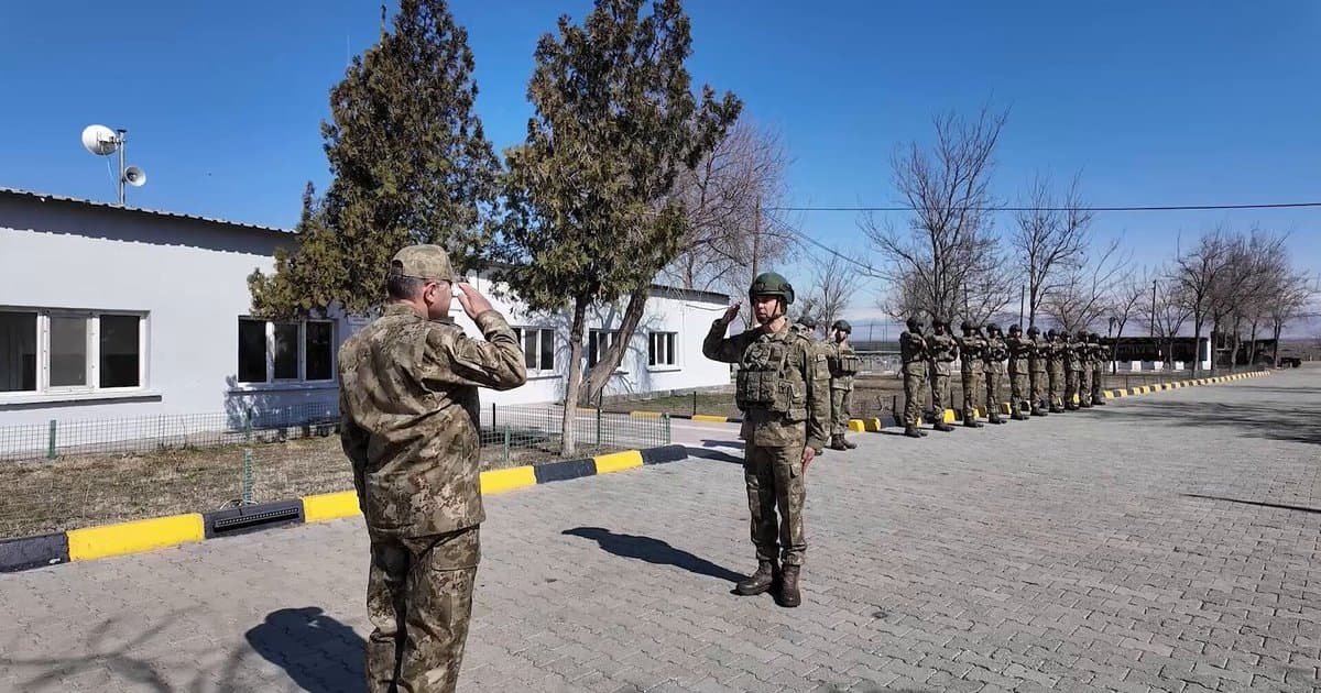 Kara Kuvvetleri Komutanı Iğdır ve Nahçıvan'ı Ziyaret Etti