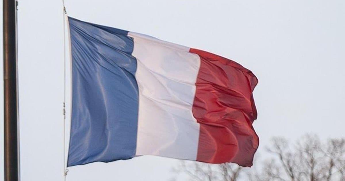 Fransa'da yerel seçimler: 49 milyon seçmen sandık başına gidiyor