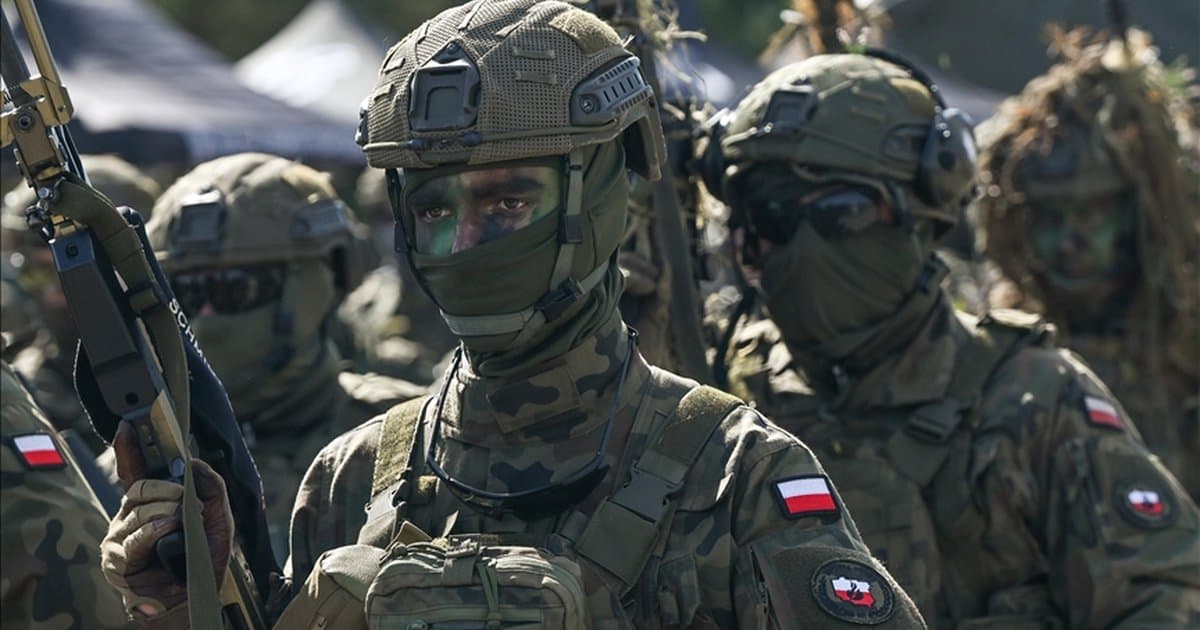 Polonya, Irak'taki askerlerini güvenlik endişeleri nedeniyle tahliye etti