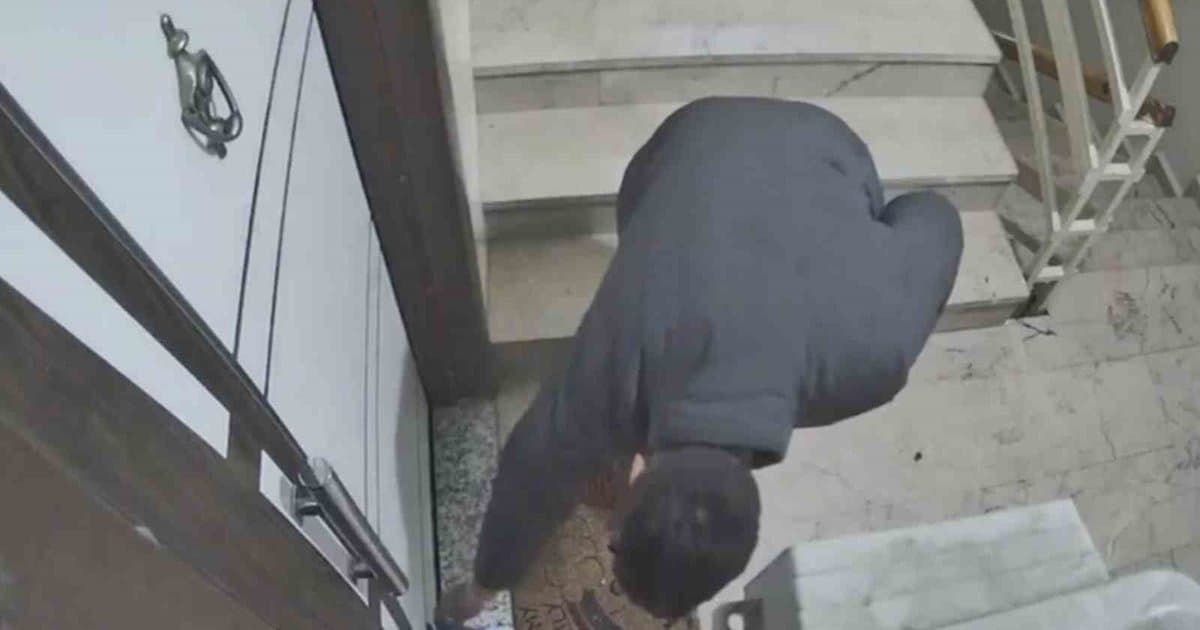 Sakarya'da Ramazan davulcusu kargo hırsızlığından vazgeçti