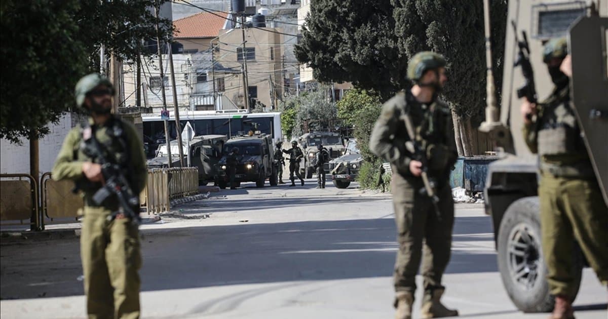 Netanyahu, personel krizi nedeniyle askerlik süresini uzatacak