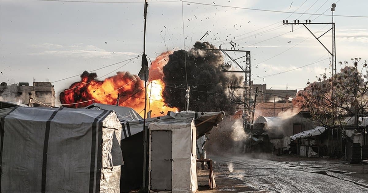 İsrail askerleri Gazze'de ateşkesi ihlal etti: 1 ölü