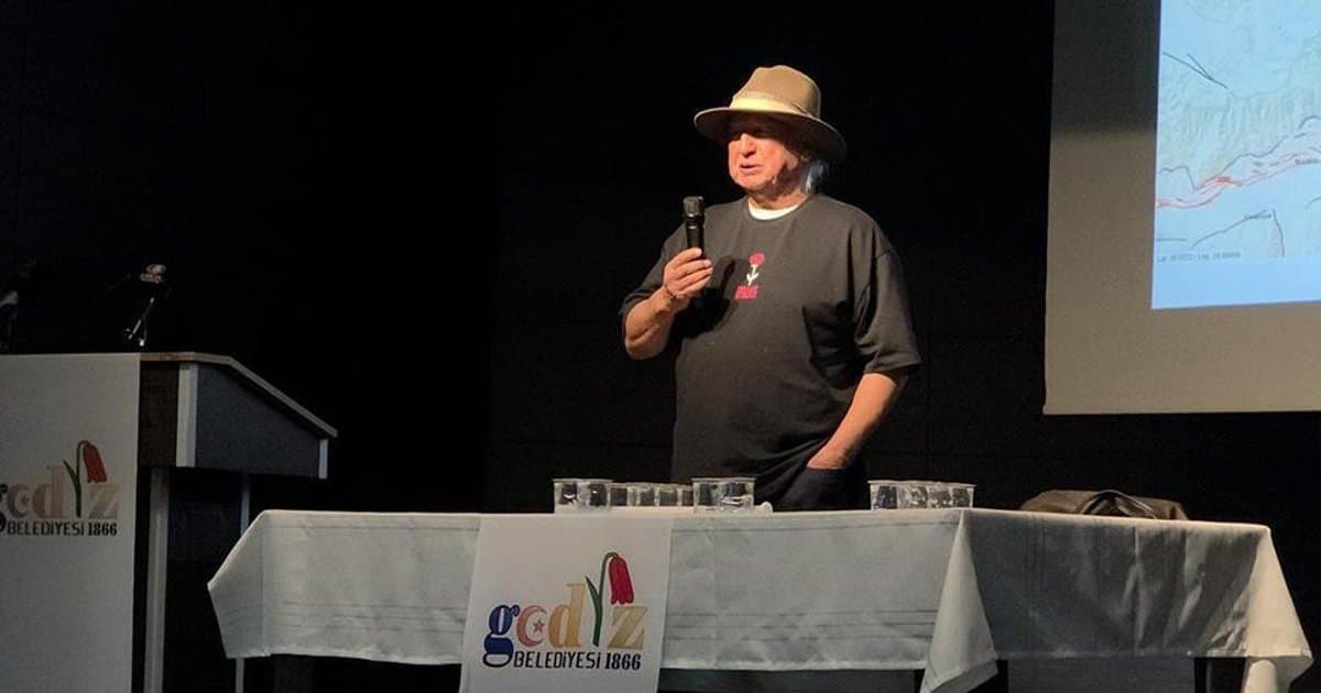 Şener Üşümezsoy'dan Simav fayına kritik uyarı