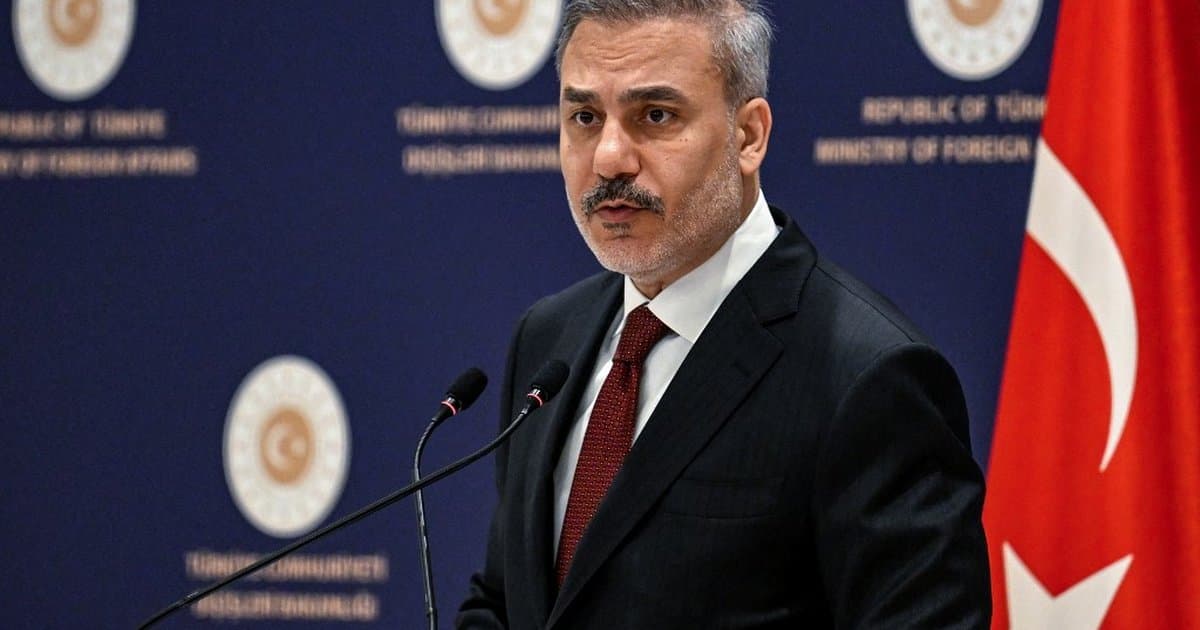 Bakan Fidan, İran ve Pakistanlı mevkidaşları ile görüştü