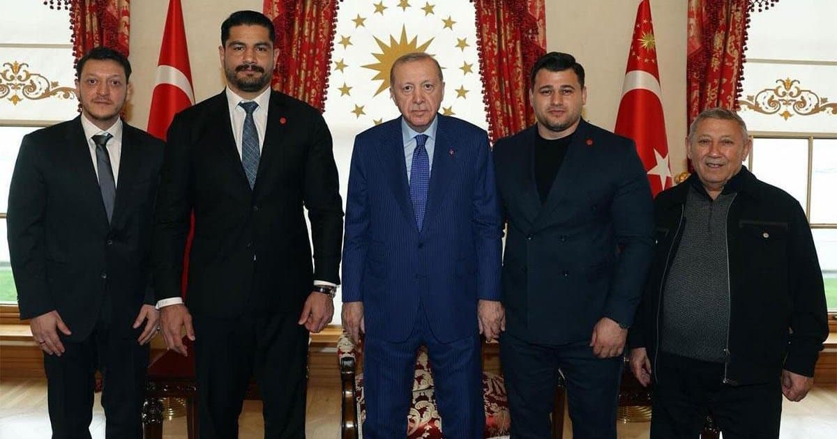 Cumhurbaşkanı Erdoğan, Taha Akgül'ü kabul etti