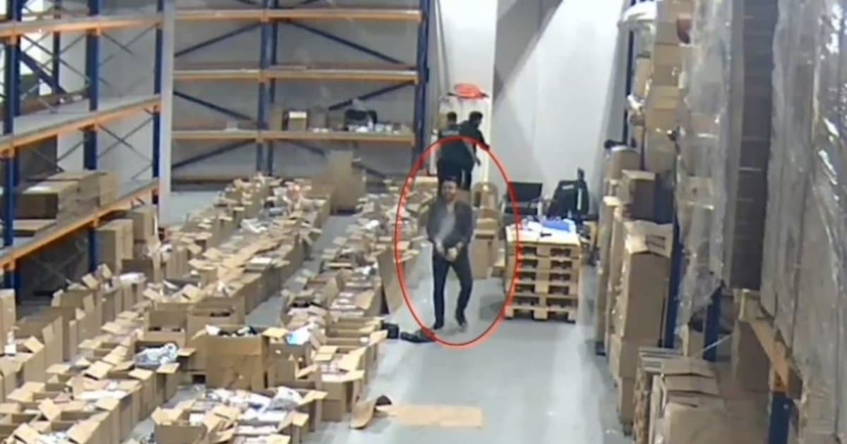 İstanbul Havalimanı'nda gümrük personeline gözaltı