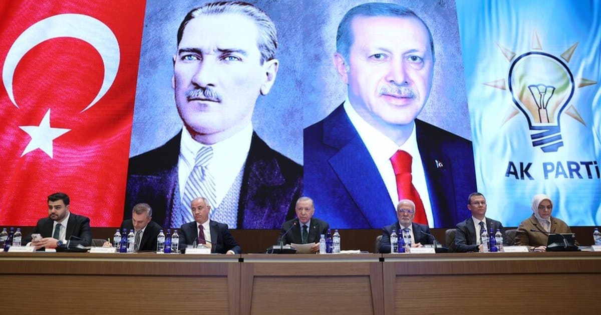 AK Parti MKYK Toplantısı Başladı