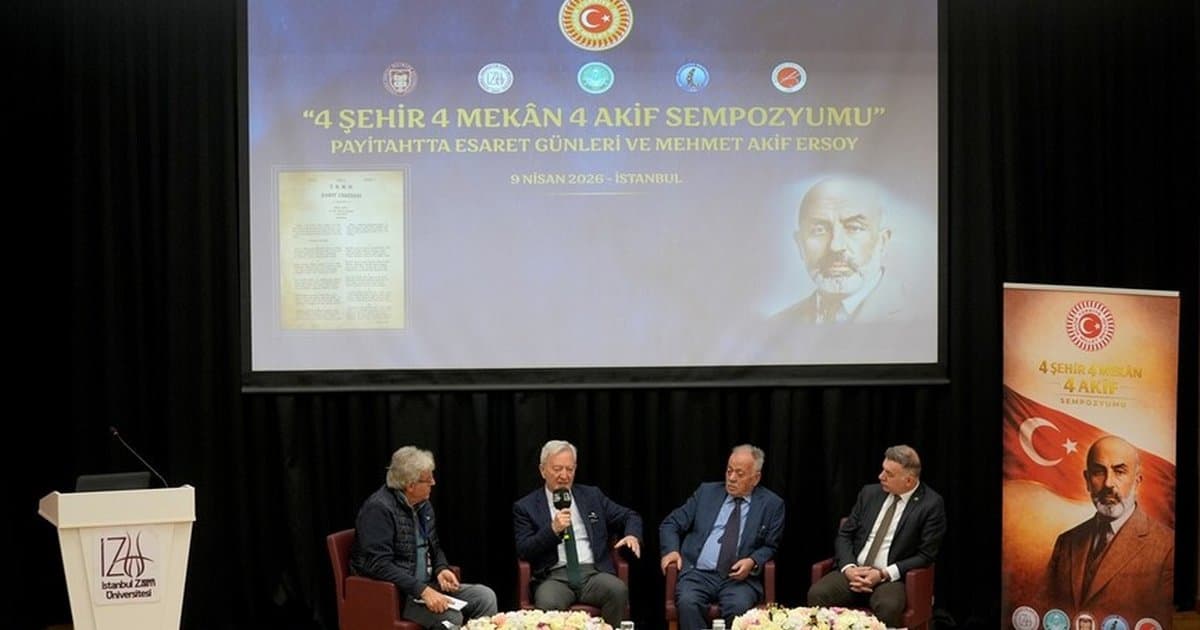 İstanbul'da '4 Şehir, 4 Mekan, 4 Akif' programı düzenlendi