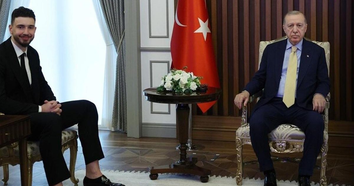 Cumhurbaşkanı Erdoğan Alperen Şengün'ü kabul etti