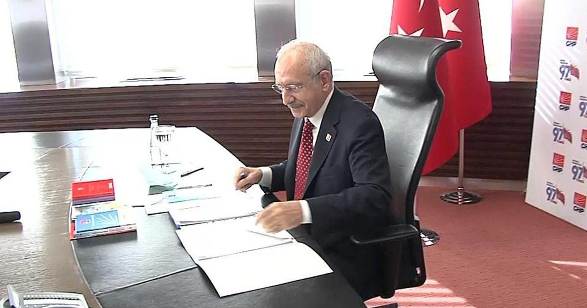 Kılıçdaroğlu Çalışmalarını Konutunda Sürdürdü