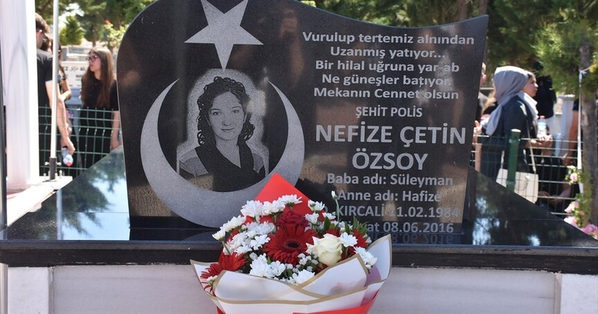 Şehit Nefize Çetin Özsoy 10. yılında kabri başında anıldı