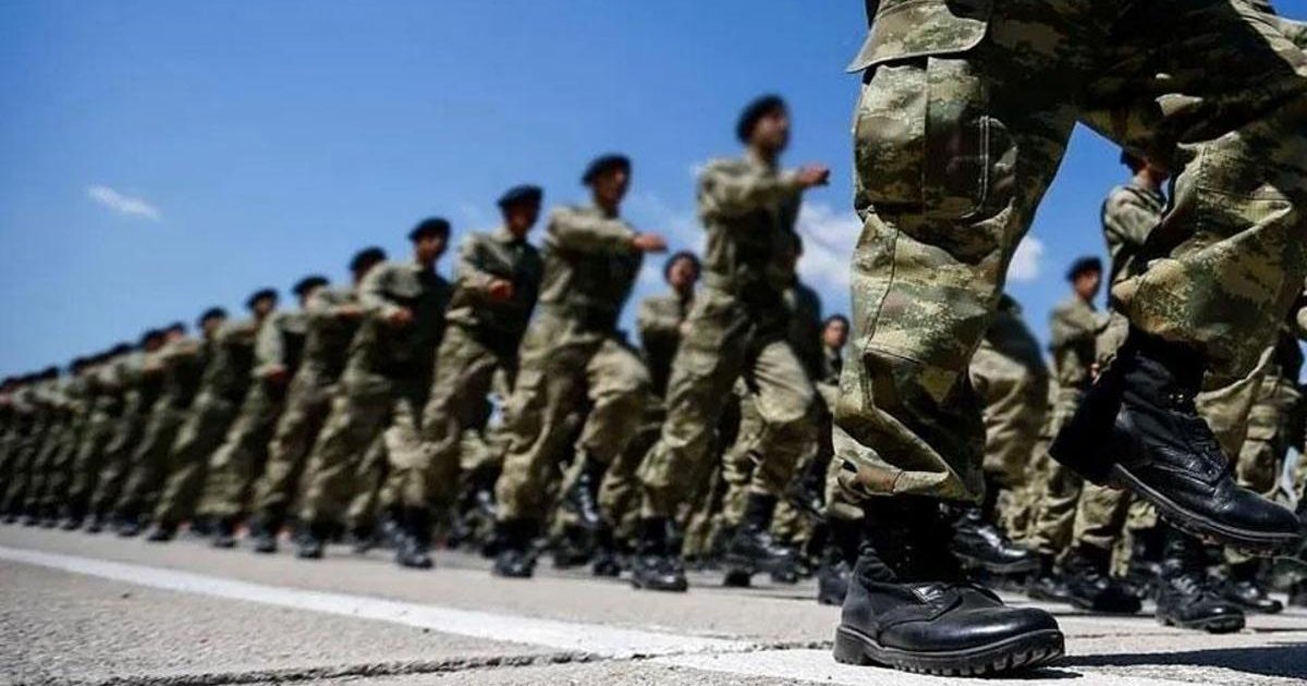 Çifte askerlik dönemi sona eriyor
