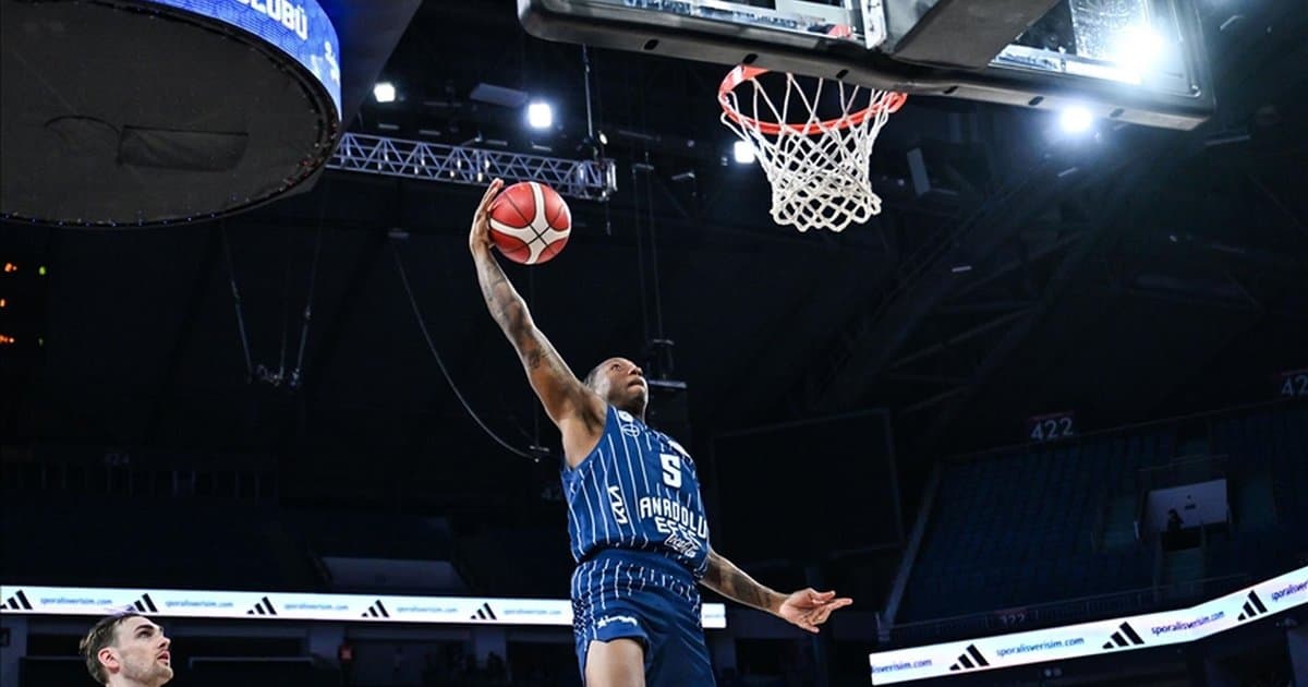 Anadolu Efes, EuroLeague'de Kızılyıldız'a konuk olacak