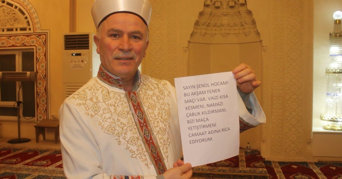 Giresun'da imamdan gençlere Fenerbahçe jesti