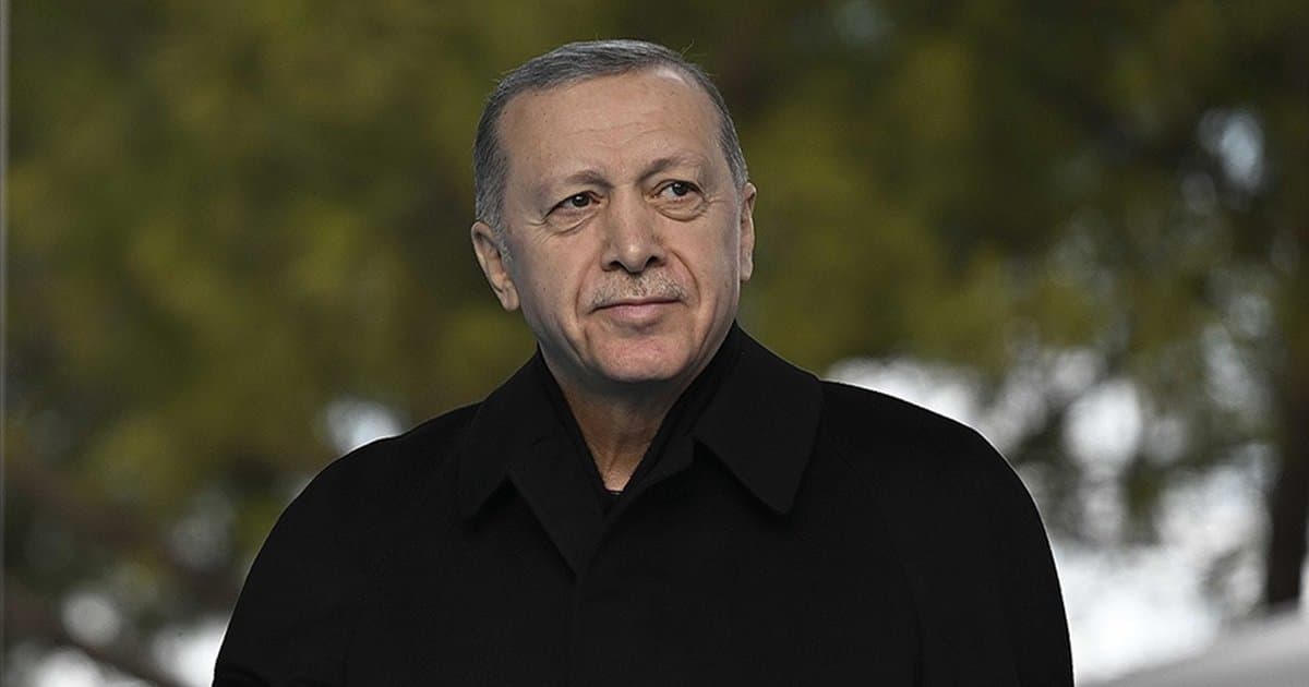 Cumhurbaşkanı Recep Tayyip Erdoğan'dan A Milli Basketbol Takımı'na tebrik