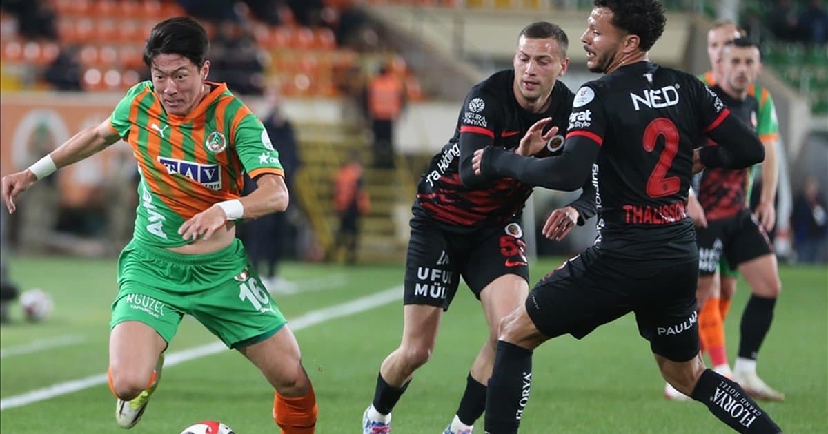 Alanyaspor ile Gençlerbirliği golsüz berabere kaldı