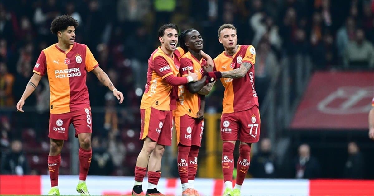 Galatasaray, Süper Lig'de zirve farkını 7'ye çıkardı