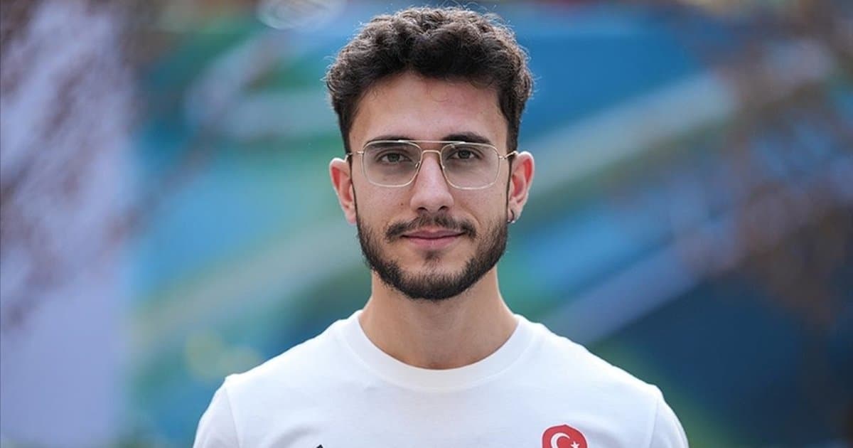 Milli sürat patenci Furkan Akar bronz madalya kazandı