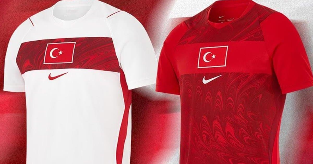 A Milli Futbol Takımı'nın yeni formaları tanıtıldı