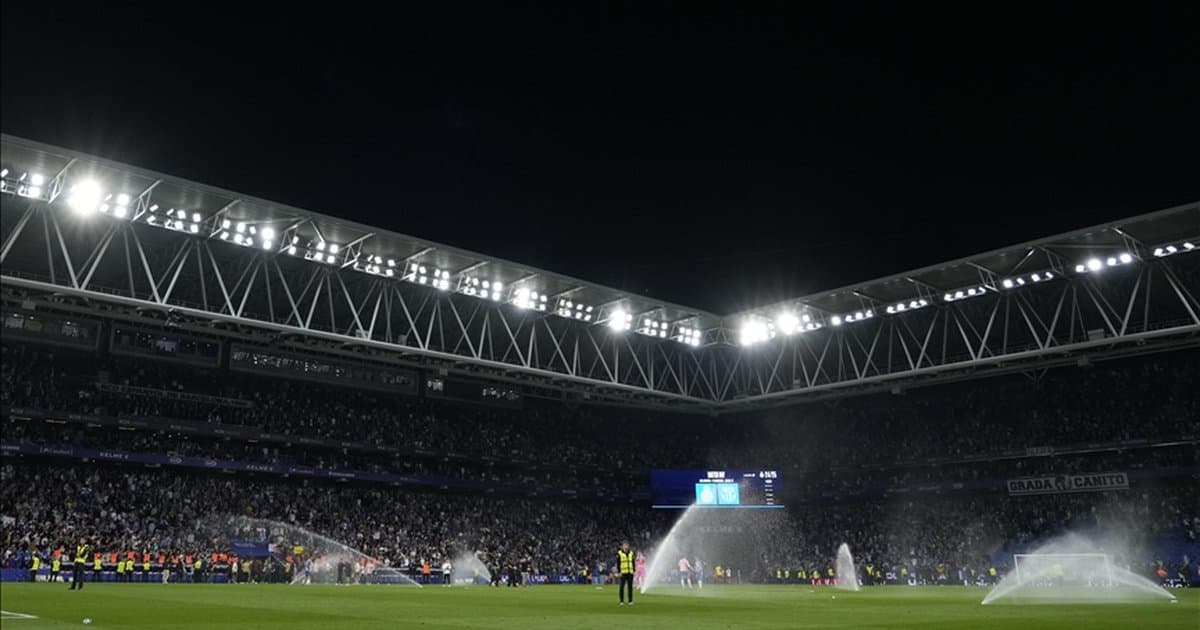 İspanya-Mısır maçında İslamofobik tezahürat