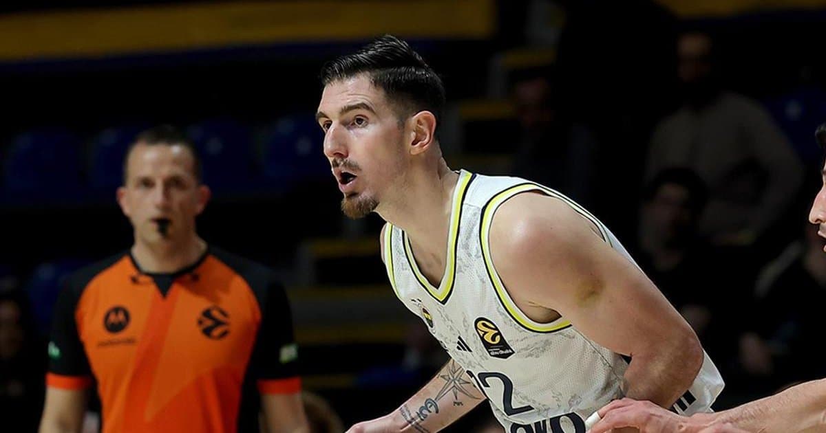 Nando De Colo Kariyerini Noktalıyor