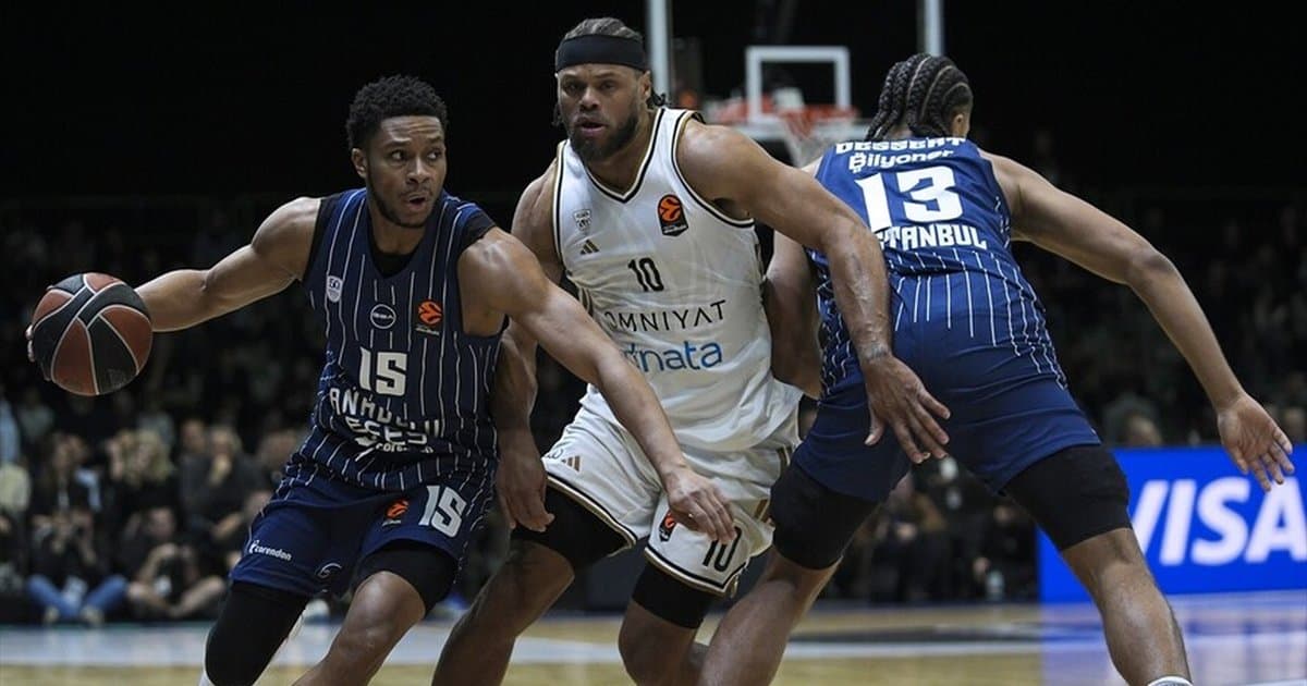 Anadolu Efes, Dubai Basketbol'u mağlup etti