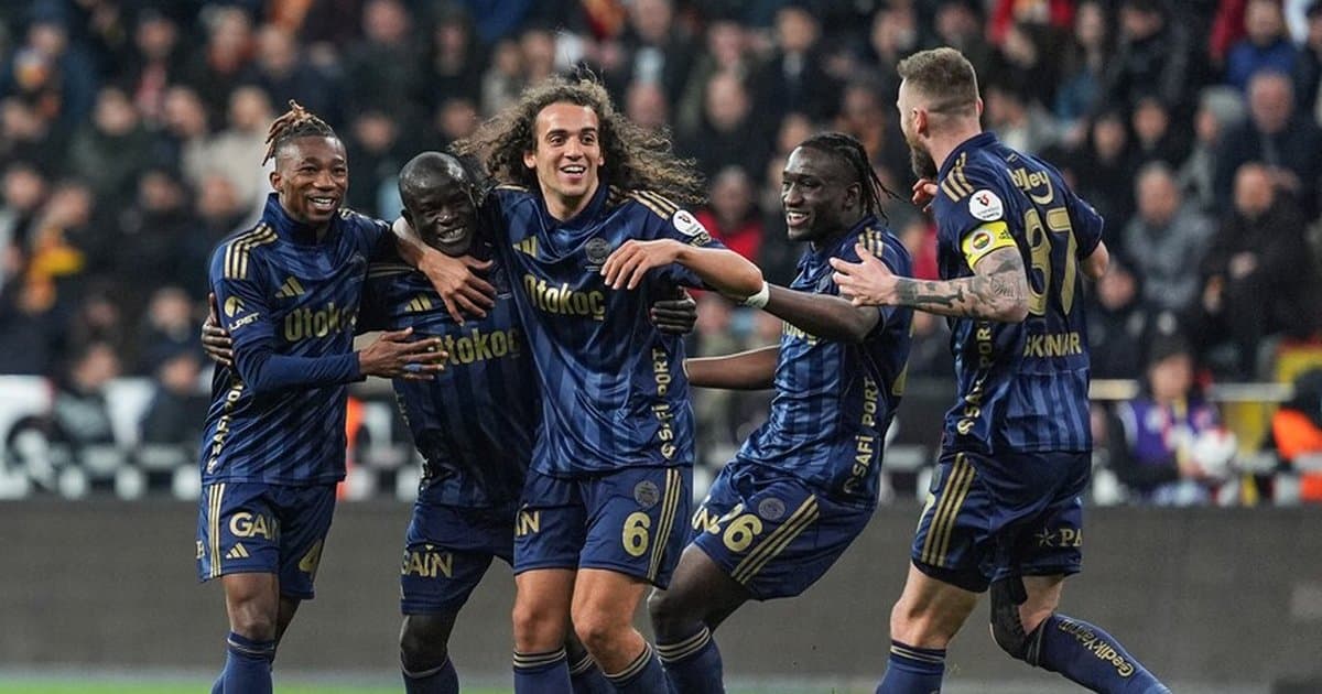 Fenerbahçe Kayserispor'u 4-0 mağlup etti