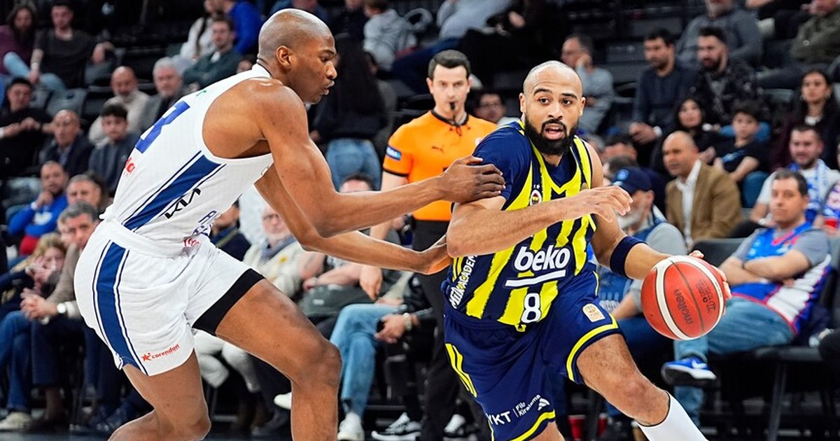 Fenerbahçe Beko, Anadolu Efes'i mağlup etti