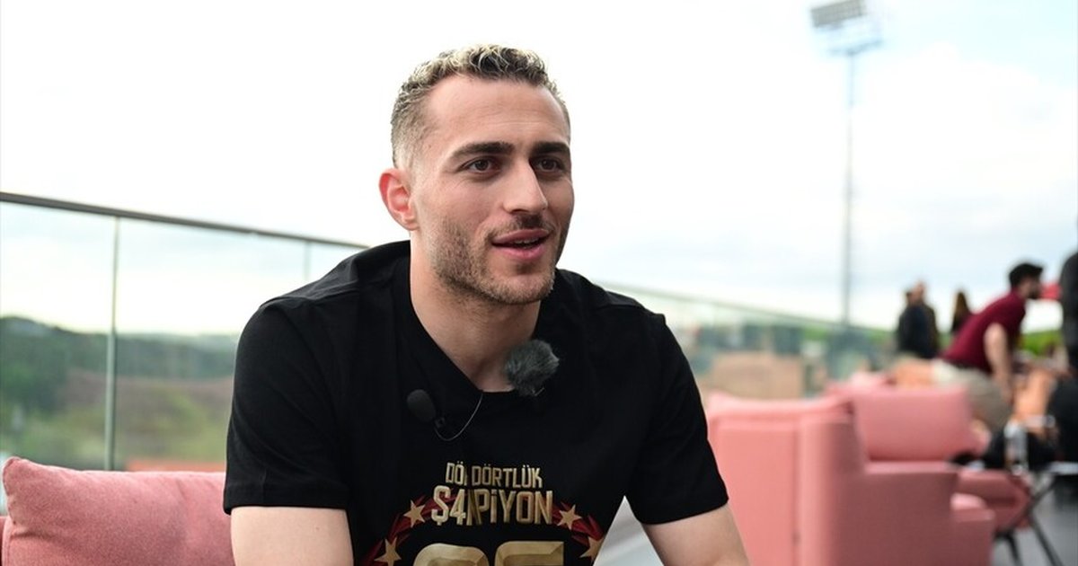 Galatasaraylı Barış Alper Yılmaz şampiyonluk mutluluğunu yaşıyor