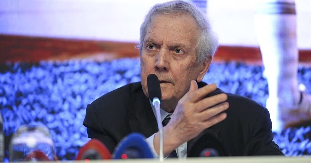 Aziz Yıldırım: Fenerbahçe'nin Şampiyon Olması Lazım