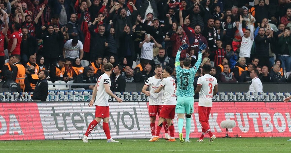Çorum FK Süper Lig'e yükselen üçüncü takım oldu