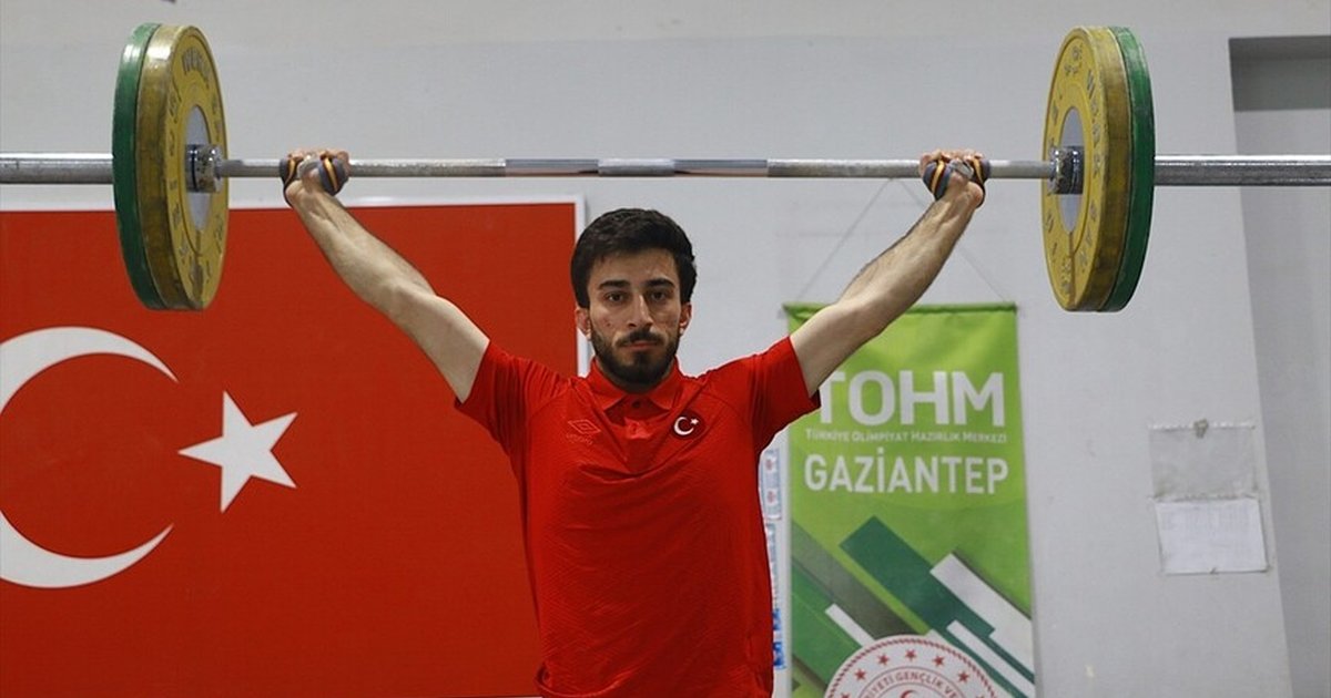 Milli Halterci Harun Algül Avrupa şampiyonluğu hedefliyor
