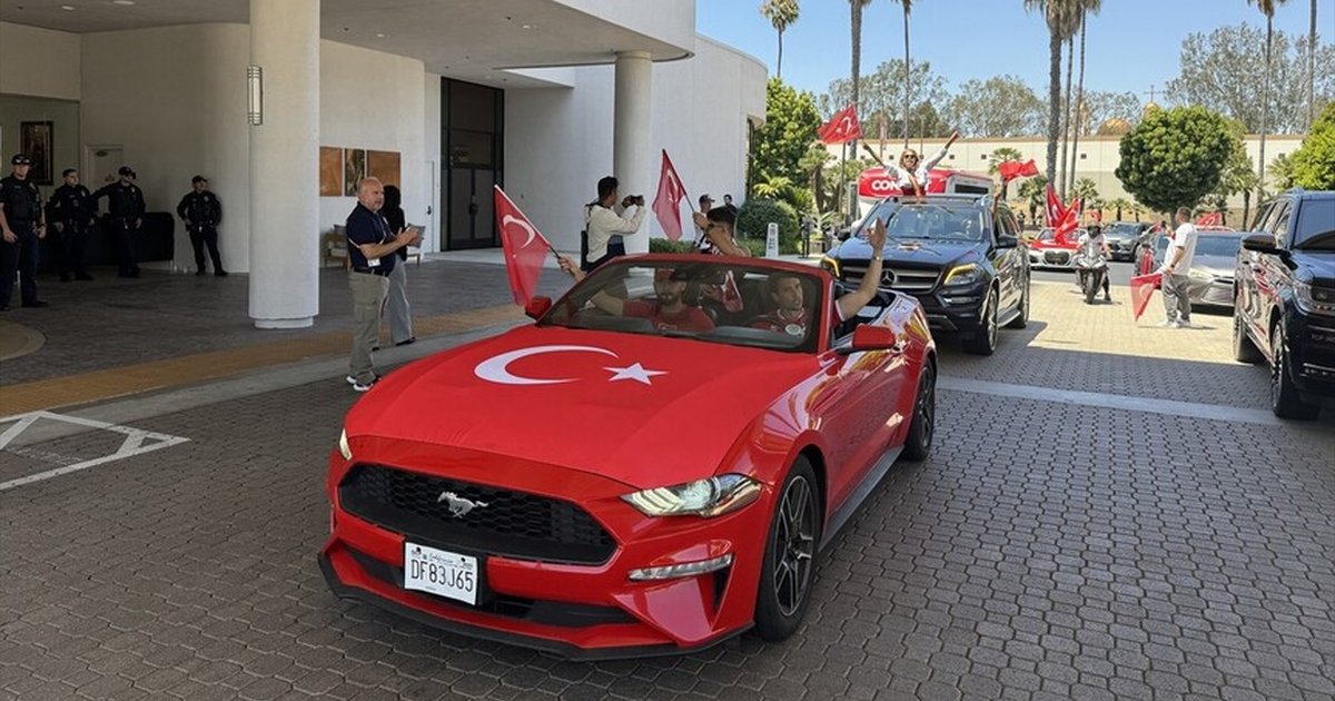 A Milli Futbol Takımı Los Angeles'a geldi