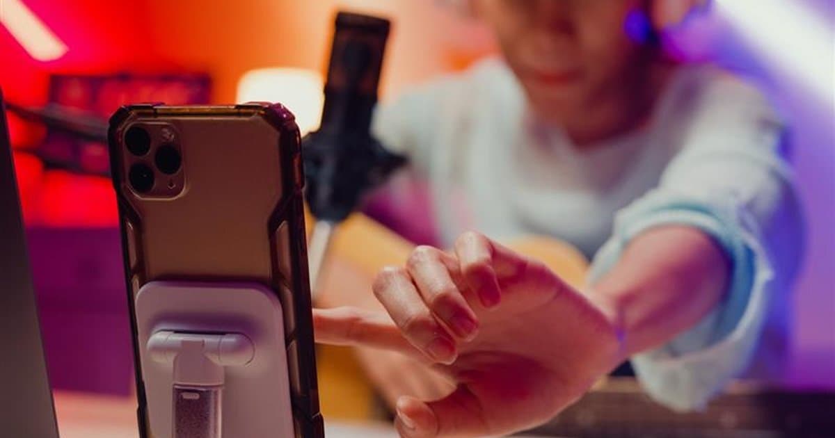 Influencer'lara Sosyal Medya Eğitimi Verilecek