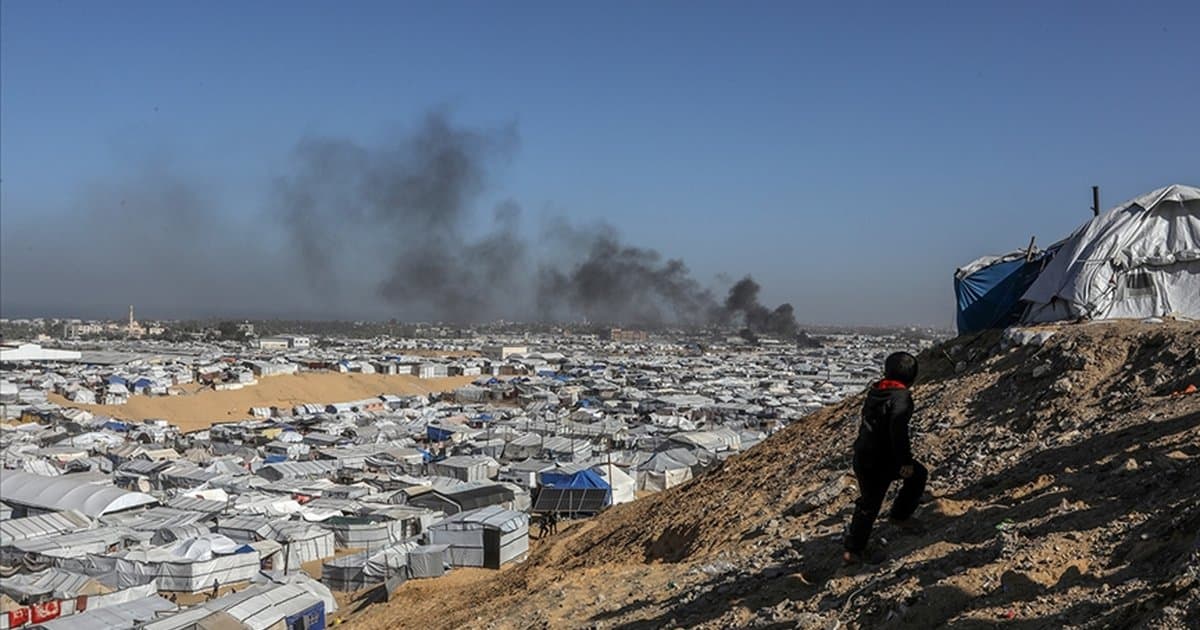 İsrail Gazze'de ateşkesi ihlal etti: 1 Filistinli öldü