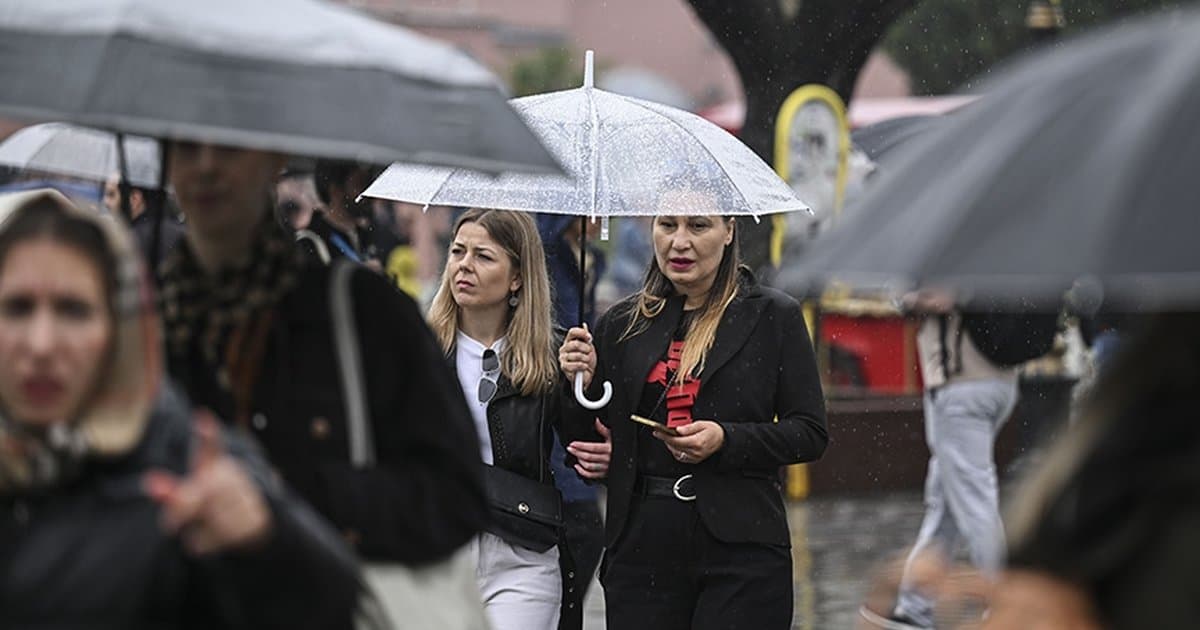 Türkiye Nüfusunun Yüzde 49,98'i Kadınlardan Oluşuyor